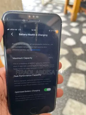 New Apple iPhone SE 64 GB Blue