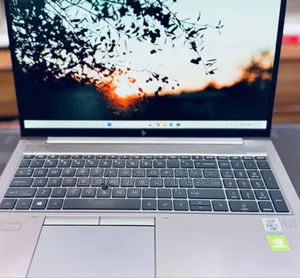 New Laptop HP ZBook 15 16GB Intel Core I7 SSD 512GB