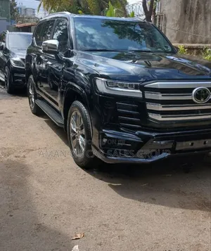 Toyota Land Cruiser 2022 Black