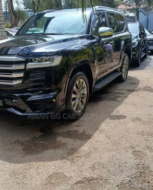 Toyota Land Cruiser 2022 Black