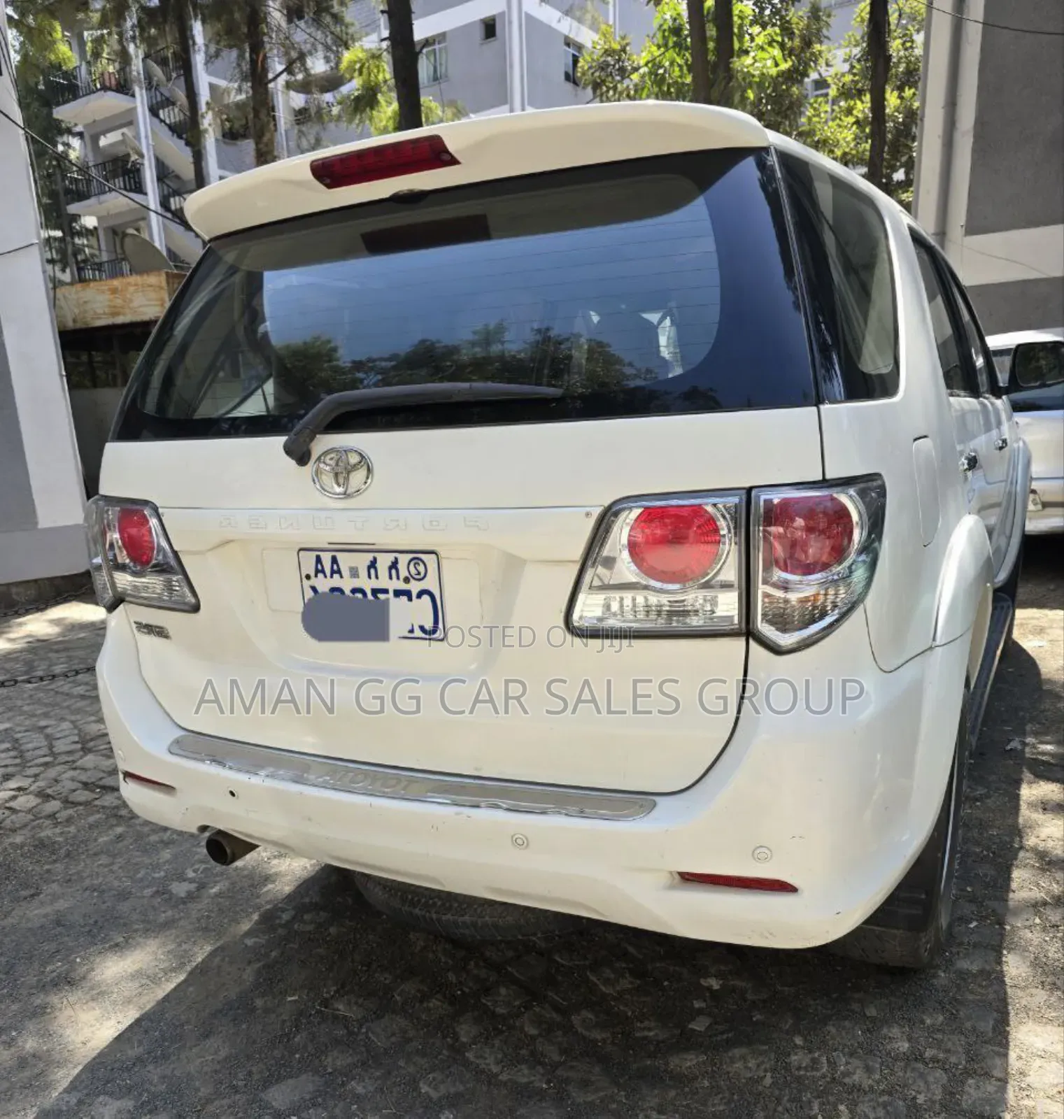 Toyota Fortuner 2013 White