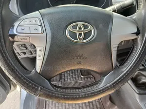 Toyota Hilux 2011 Silver