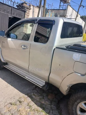 Toyota Hilux 2011 Silver