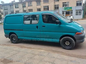 Toyota HiAce 1997 Green