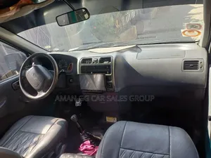 Toyota HiAce 1997 Green