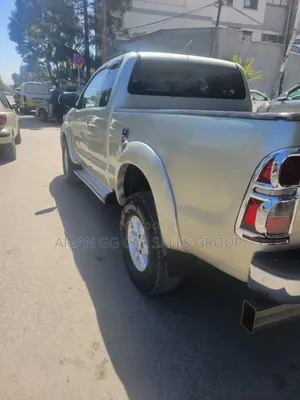Toyota Hilux 2013 Silver