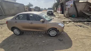 Suzuki Dzire 2021 Gold