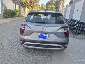 Hyundai Creta 2023 Silver
