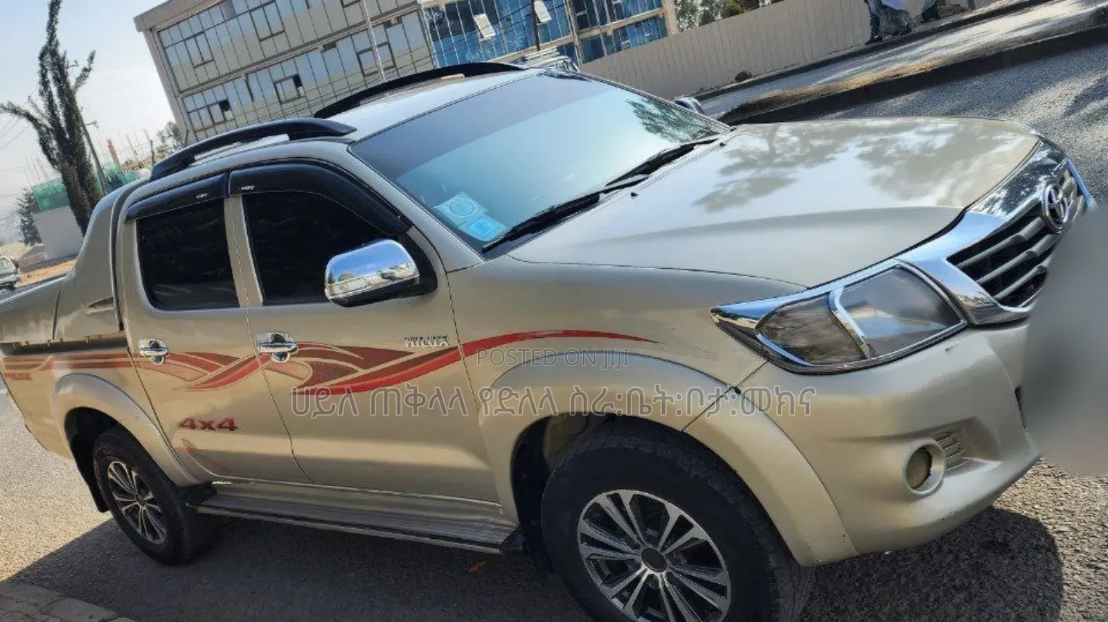 Toyota Hilux 2015 Gold