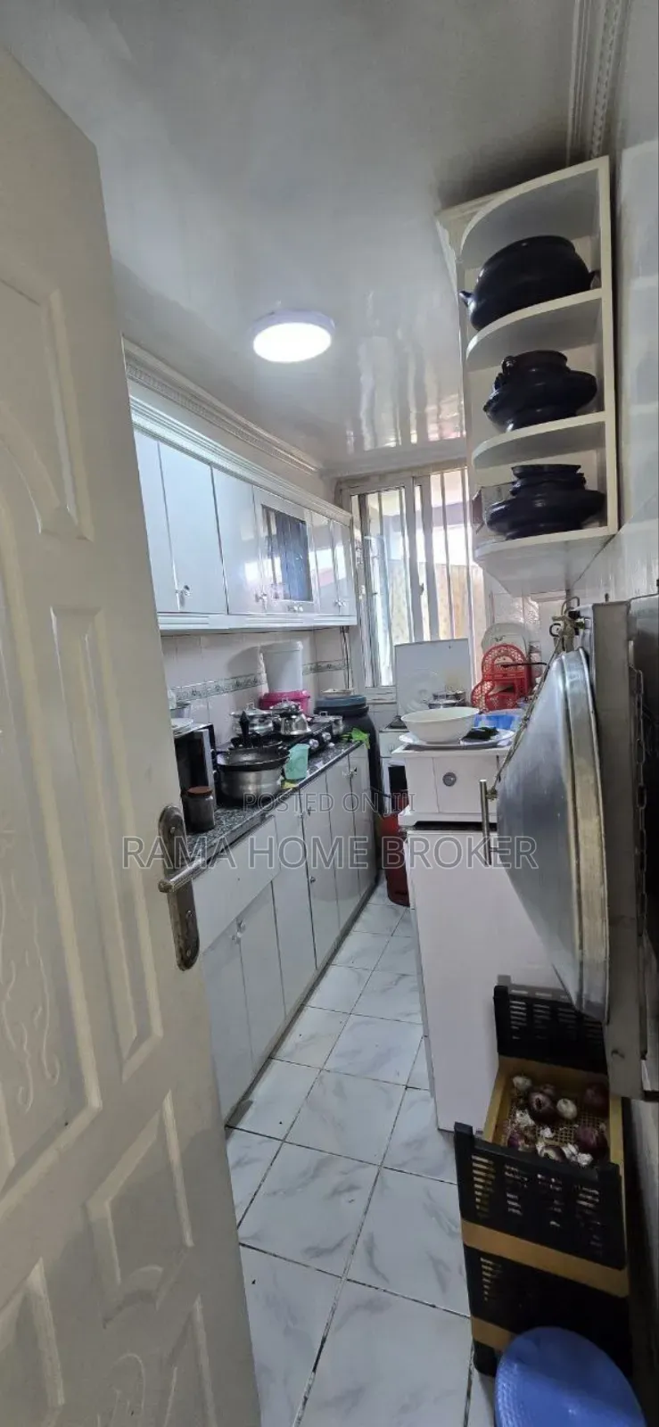 Furnished 3bdrm Condo in ዘመናዊ 40/60 ኮንዶሚኒየም, Yeka for sale