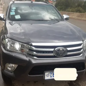 Toyota Hilux 2018 Matt Black