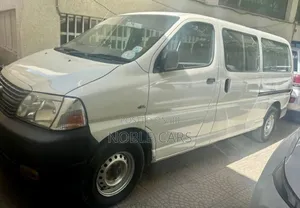 Toyota HiAce 2010 White