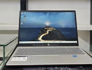 New Laptop HP 8GB Intel Core I3 SSD 256GB