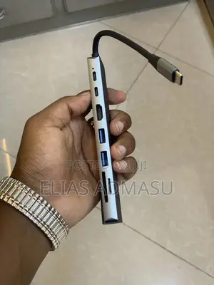 Type C to HDTV 8 in 1 (Hdtv+2usb+Type C + Sd)