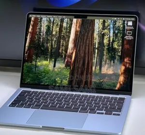 New Laptop Apple MacBook Air 2025 M4 13-Inch 16GB Apple M4 SSD 256GB