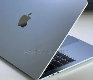 New Laptop Apple MacBook Air 2025 M4 13-Inch 16GB Apple M4 SSD 256GB