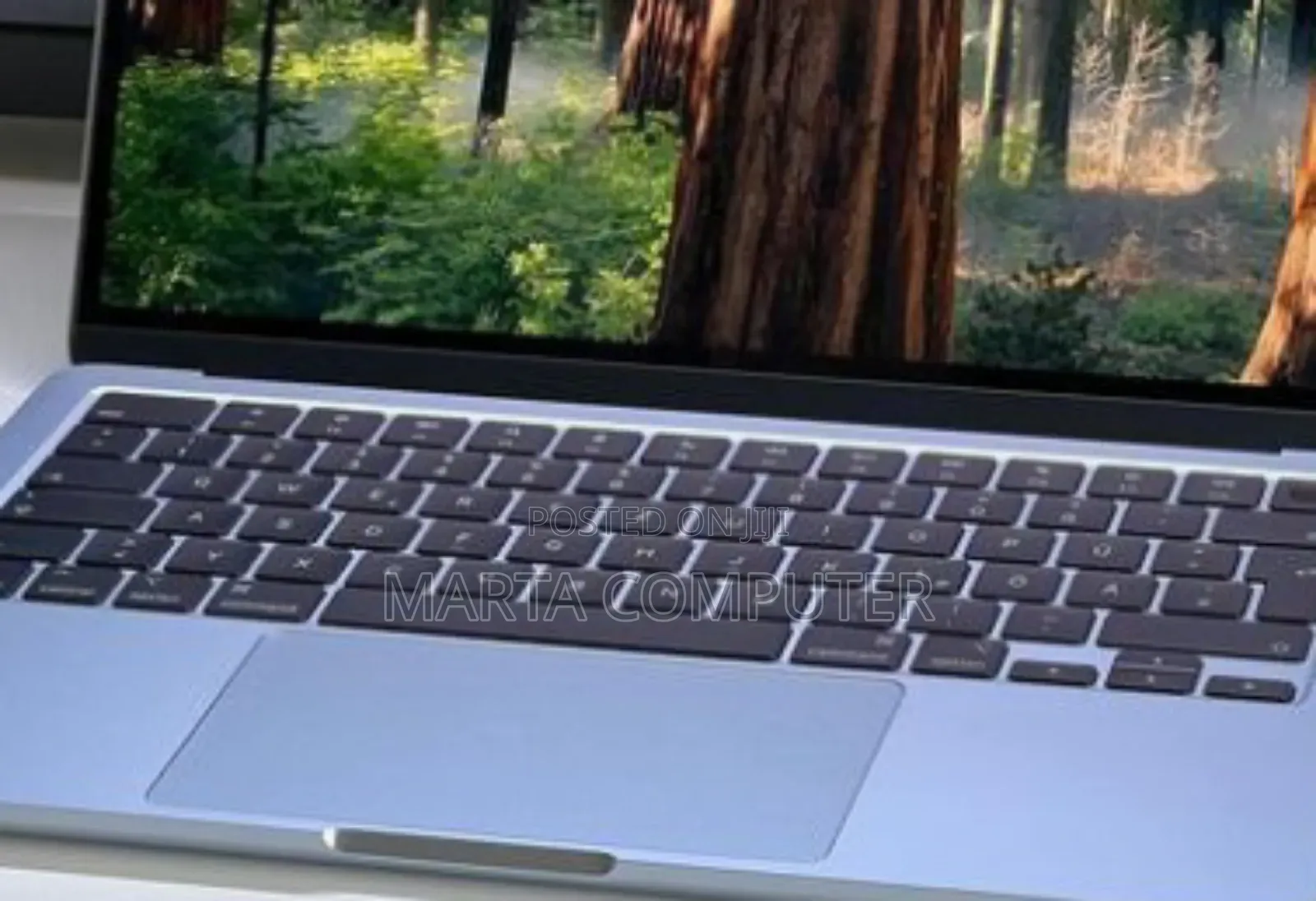 New Laptop Apple MacBook Air 2025 M4 13-Inch 16GB Apple M4 SSD 256GB