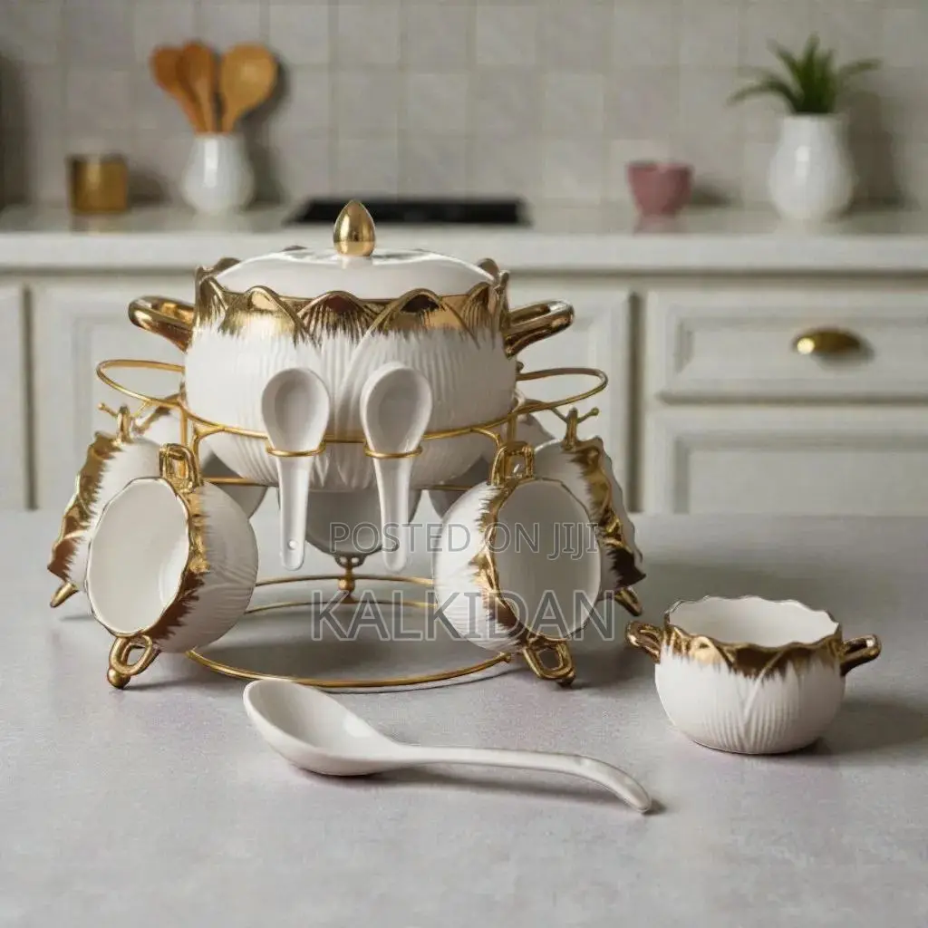 Porcelain Soup Tureen and Bows Set