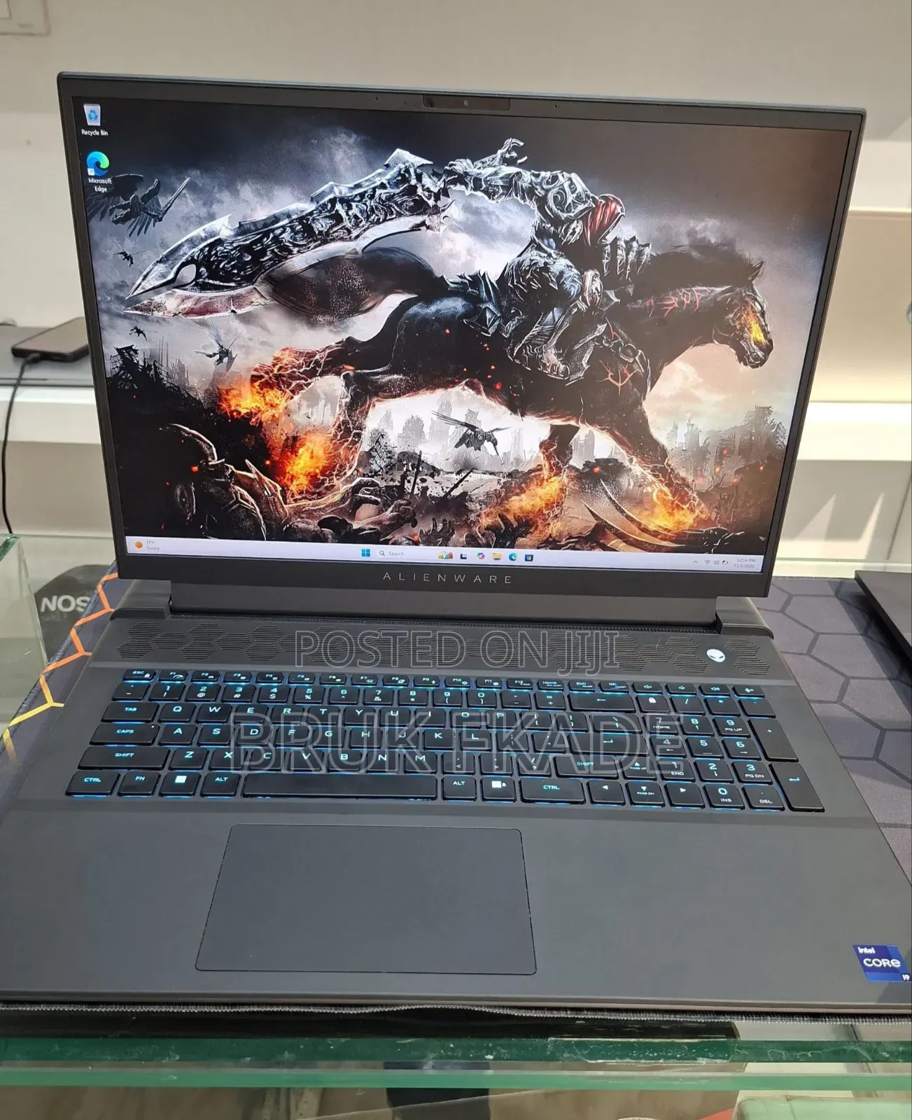 New Laptop Alienware M17x R2 32GB Intel Core I9 SSD 1T