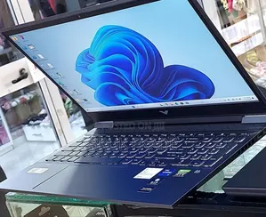 New Laptop Vinovo NX-725 16GB Intel Core I7 SSD 512GB