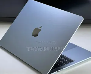 New Laptop Apple MacBook Air 2025 M4 13-Inch 16GB Apple M4 SSD 256GB