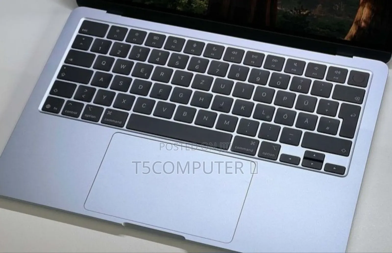 New Laptop Apple MacBook Air 2025 M4 13-Inch 16GB Apple M4 SSD 256GB