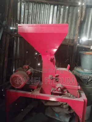 መፍጫ ማሽን 200ኪሎ Grinding Machine