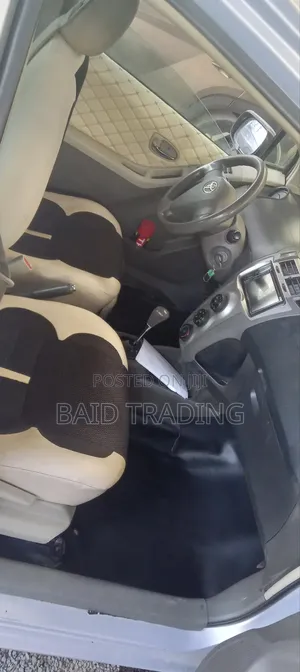 Toyota Yaris 2008 Silver