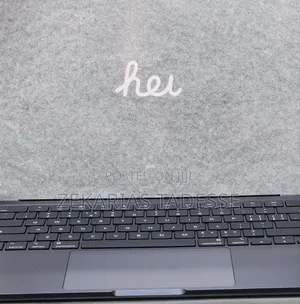 New Laptop Apple MacBook Air 2025 M4 13-Inch 16GB Apple M4 SSD 256GB