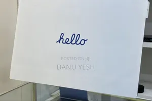 New Laptop Apple MacBook 8GB Apple M3 SSD 256GB