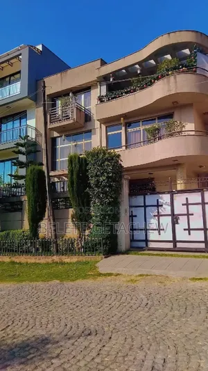 8bdrm House in Semit Fyelbet, G+2, Bole for sale