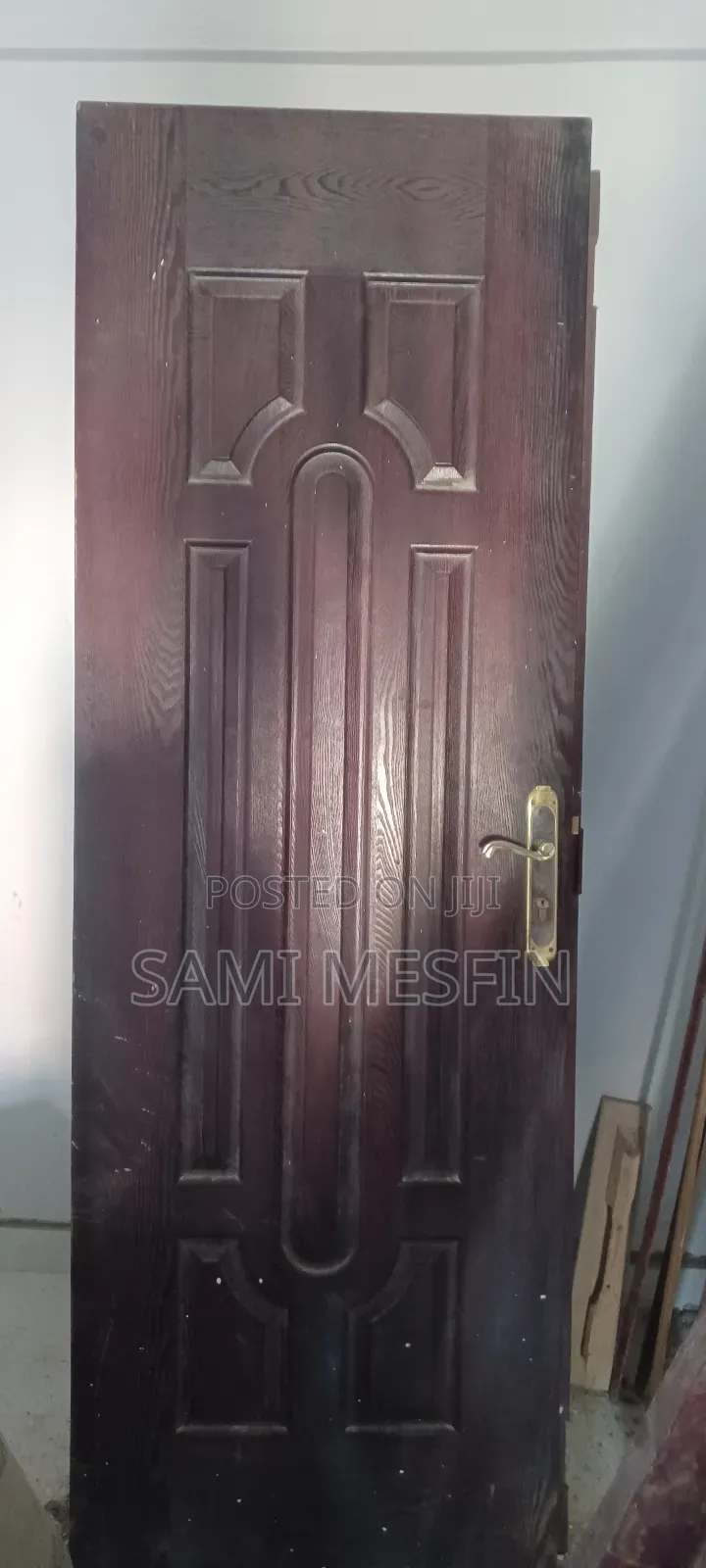 ያገለገለ በር 80ሴ.ሜ በ 2.50 የሆነ