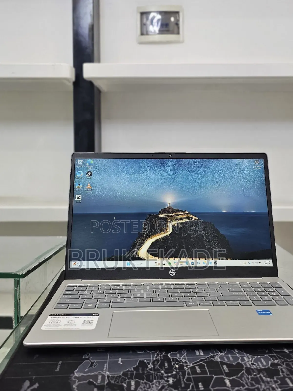 New Laptop HP Spectre X2 12t 8GB Intel Core I3 SSD 256GB