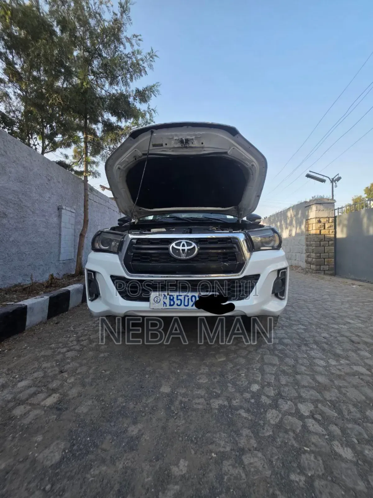 Toyota Hilux Revo Single Cab Petrol 2.7 RWD 2017 White