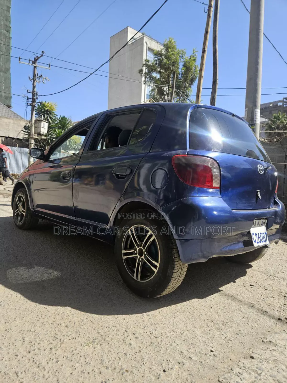 Toyota Vitz 2000 Blue