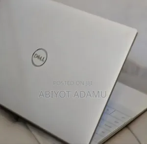 Dell XPS 9320 Processor: I7-1260