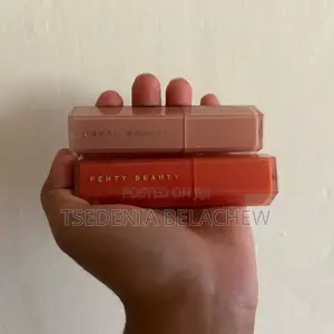 Fenty Beauty Gloss Bomb