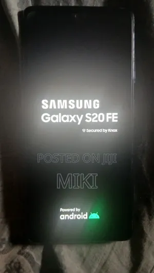 New Samsung Galaxy S20 FE 128 GB Blue