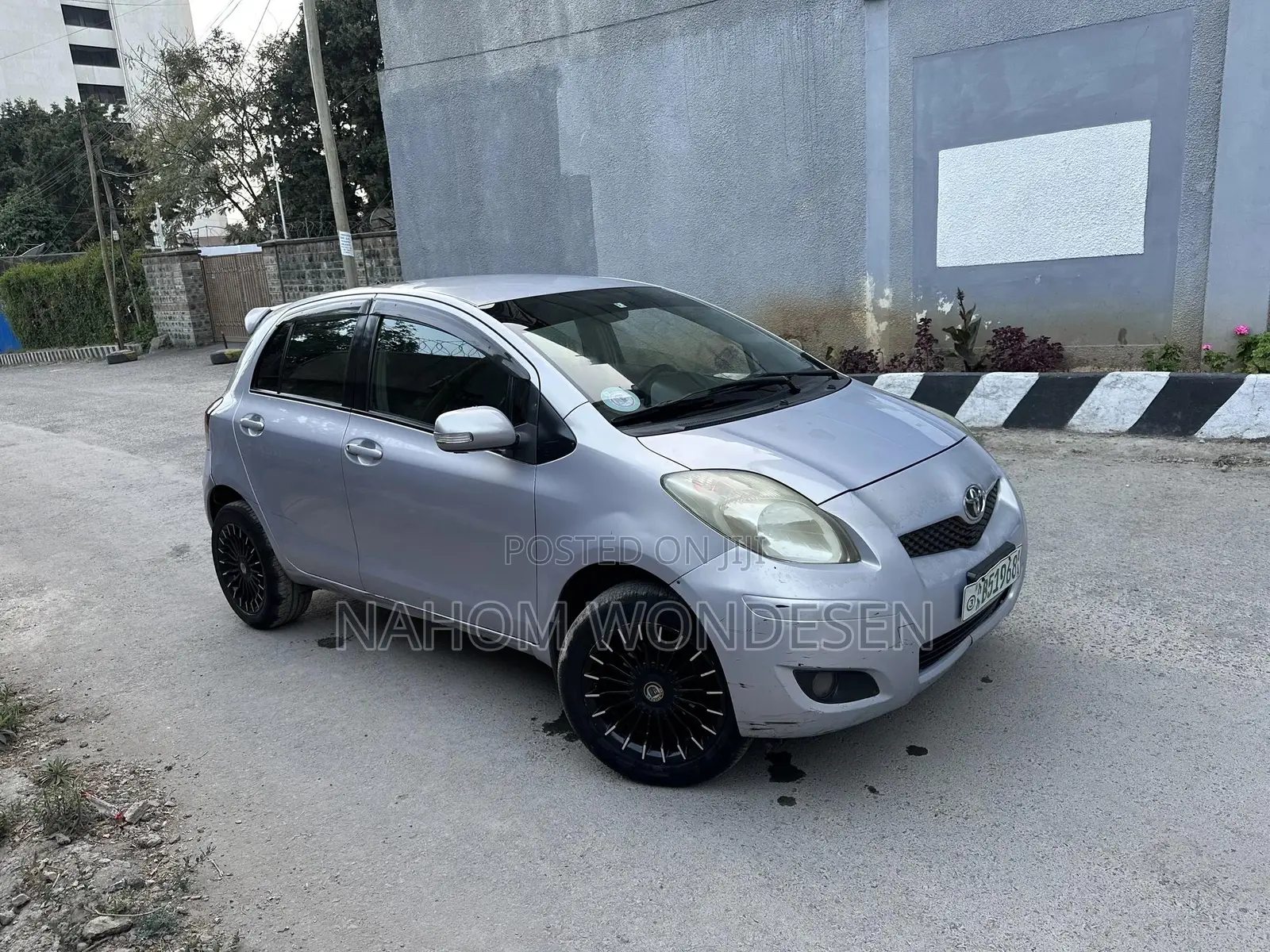 Toyota Yaris 2010 Purple