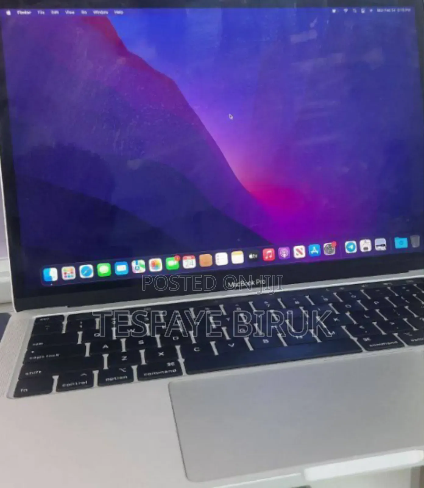 New Laptop Apple MacBook Pro 2020 8GB Intel Core I5 SSD 256GB