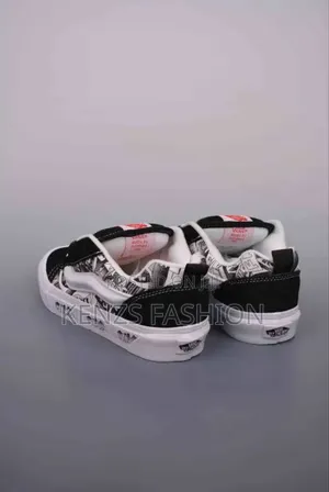 Original Vans Knu School