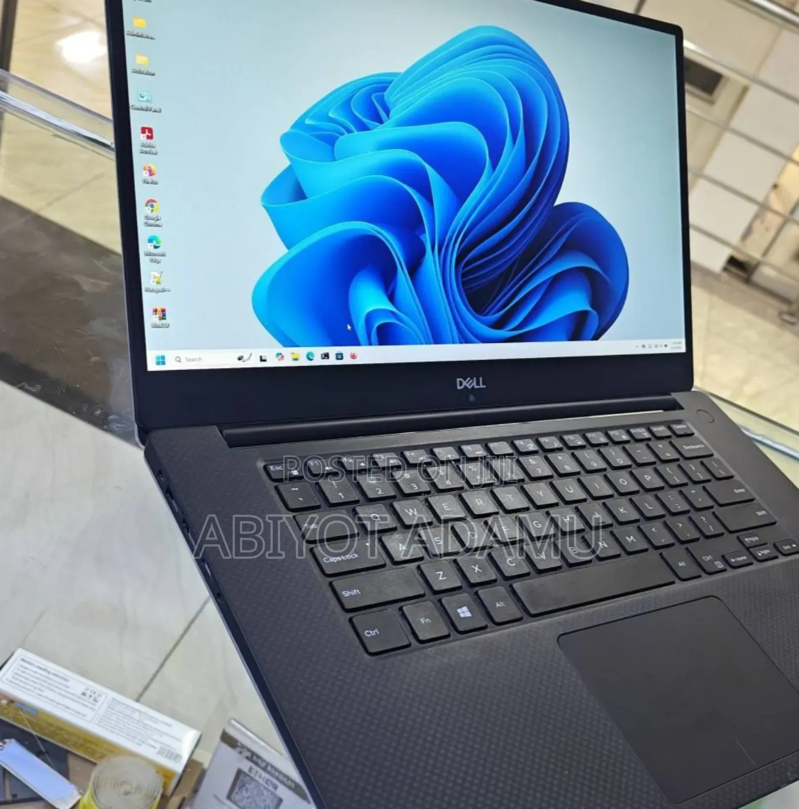 New Laptop Dell Precision 5530 16GB Intel Core I7 SSD 512GB