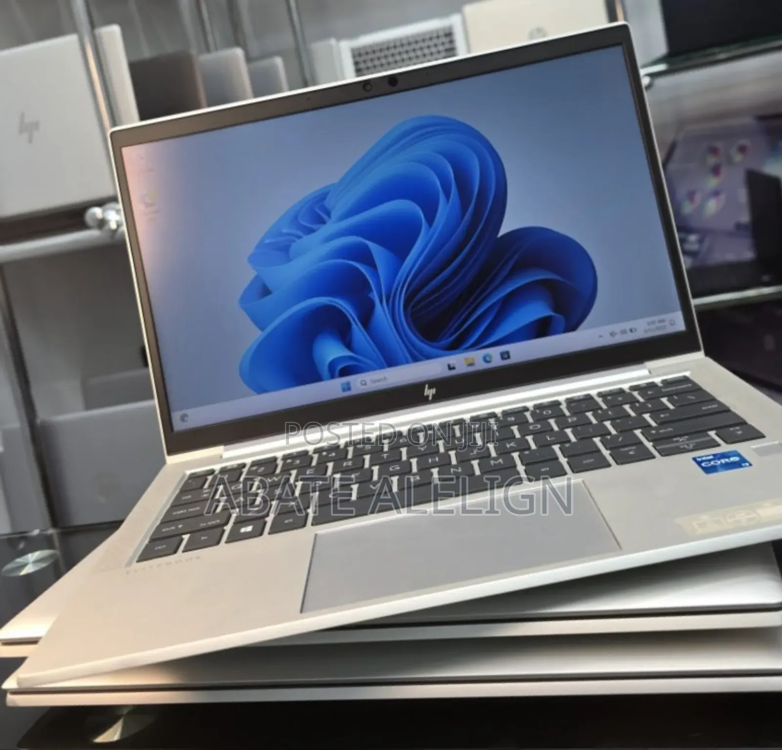 New Laptop HP EliteBook 840 G8 16GB Intel Core I7 SSD 512GB