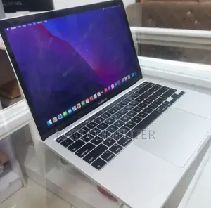 New Laptop Apple MacBook Pro 2022 M2 8GB Intel Core I5 SSD 256GB