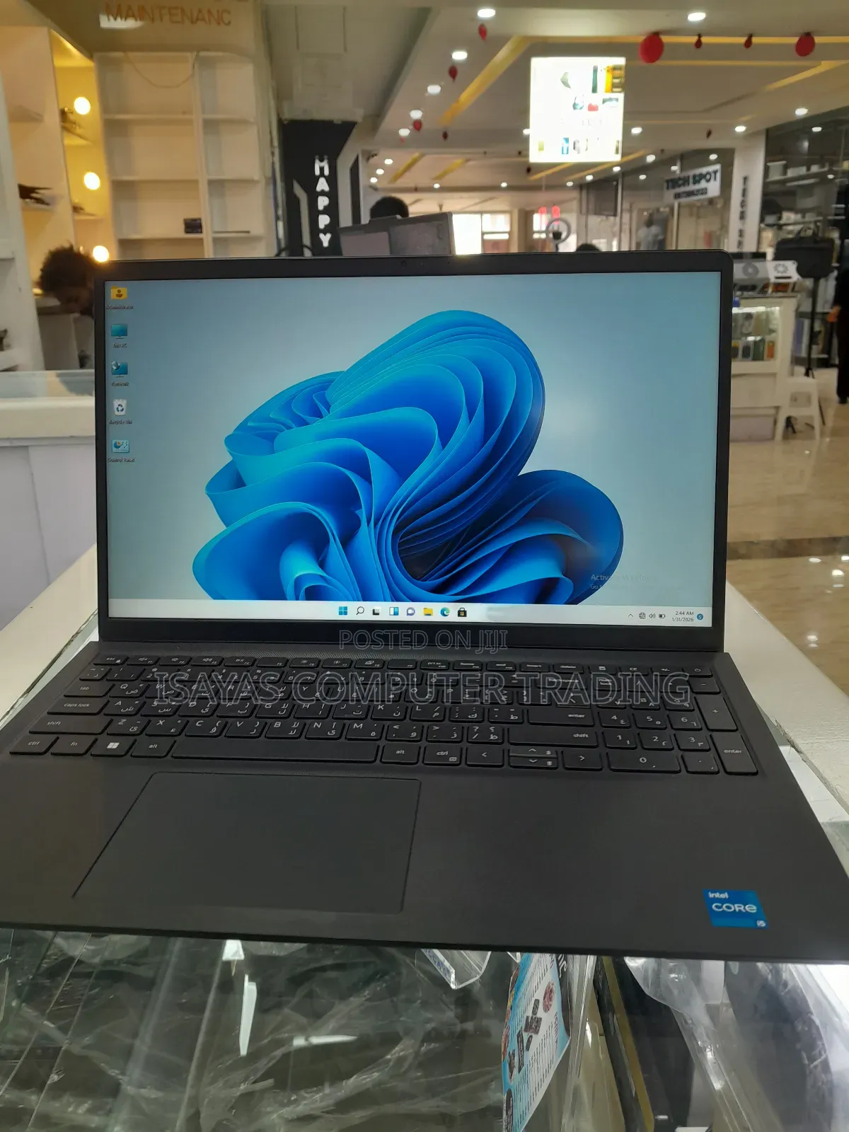 New Laptop Dell Vostro 15 3549 8GB Intel Core I5 SSD 512GB