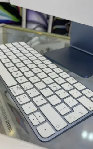 New Laptop Apple MacBook Pro 2023 M3 Max 14-Inch 8GB Apple M3 SSD 256GB