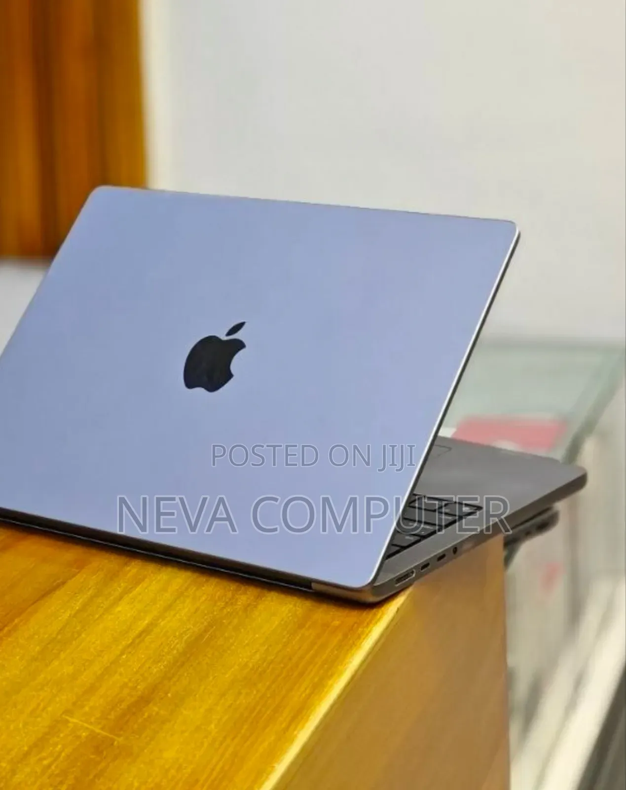 New Laptop Apple MacBook Pro M1 32GB Apple M1 Pro SSD 512GB