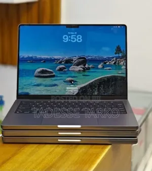 New Laptop Apple MacBook Pro M1 32GB Apple M1 Pro SSD 512GB