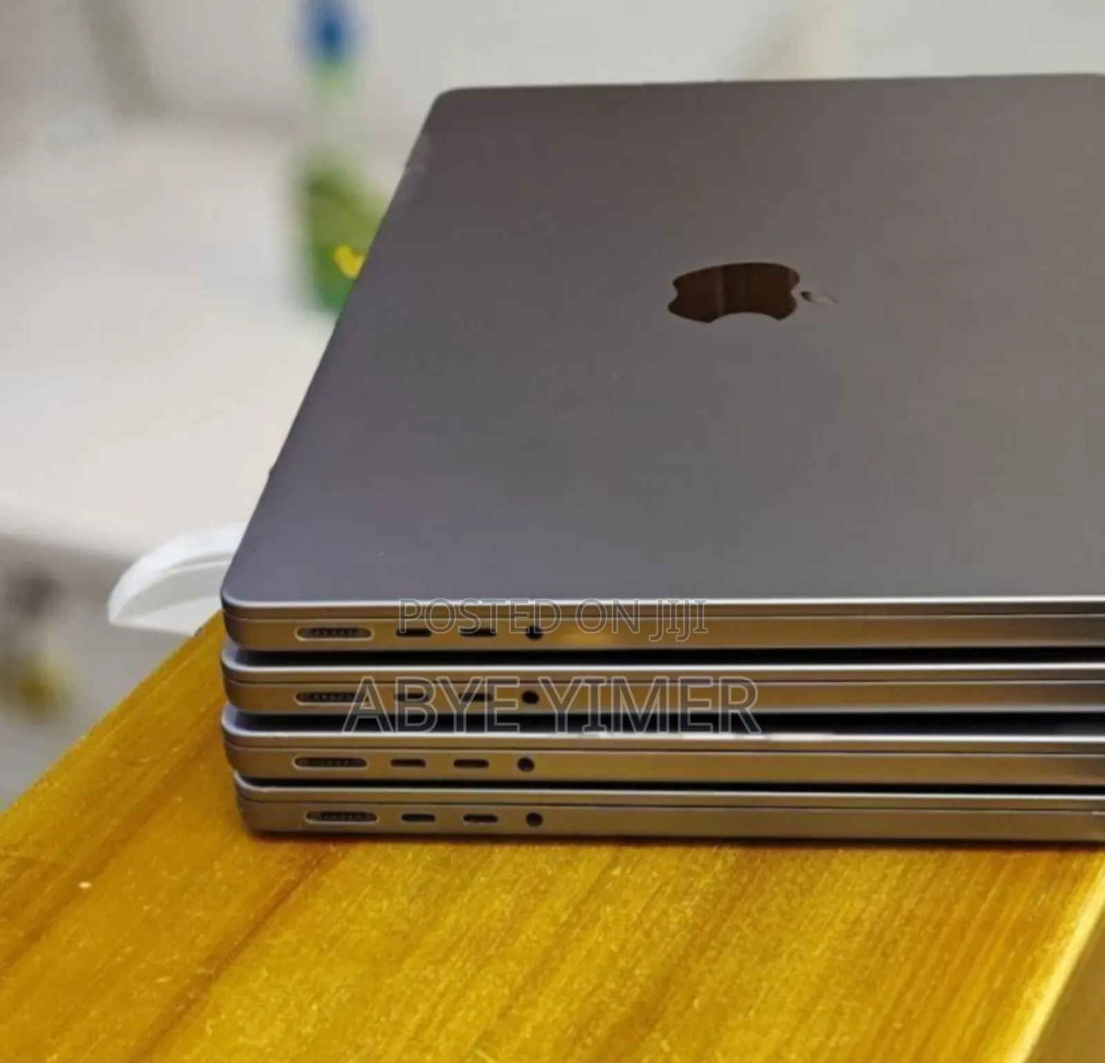 New Laptop Apple MacBook Pro M1 32GB Apple M1 Pro SSD 512GB
