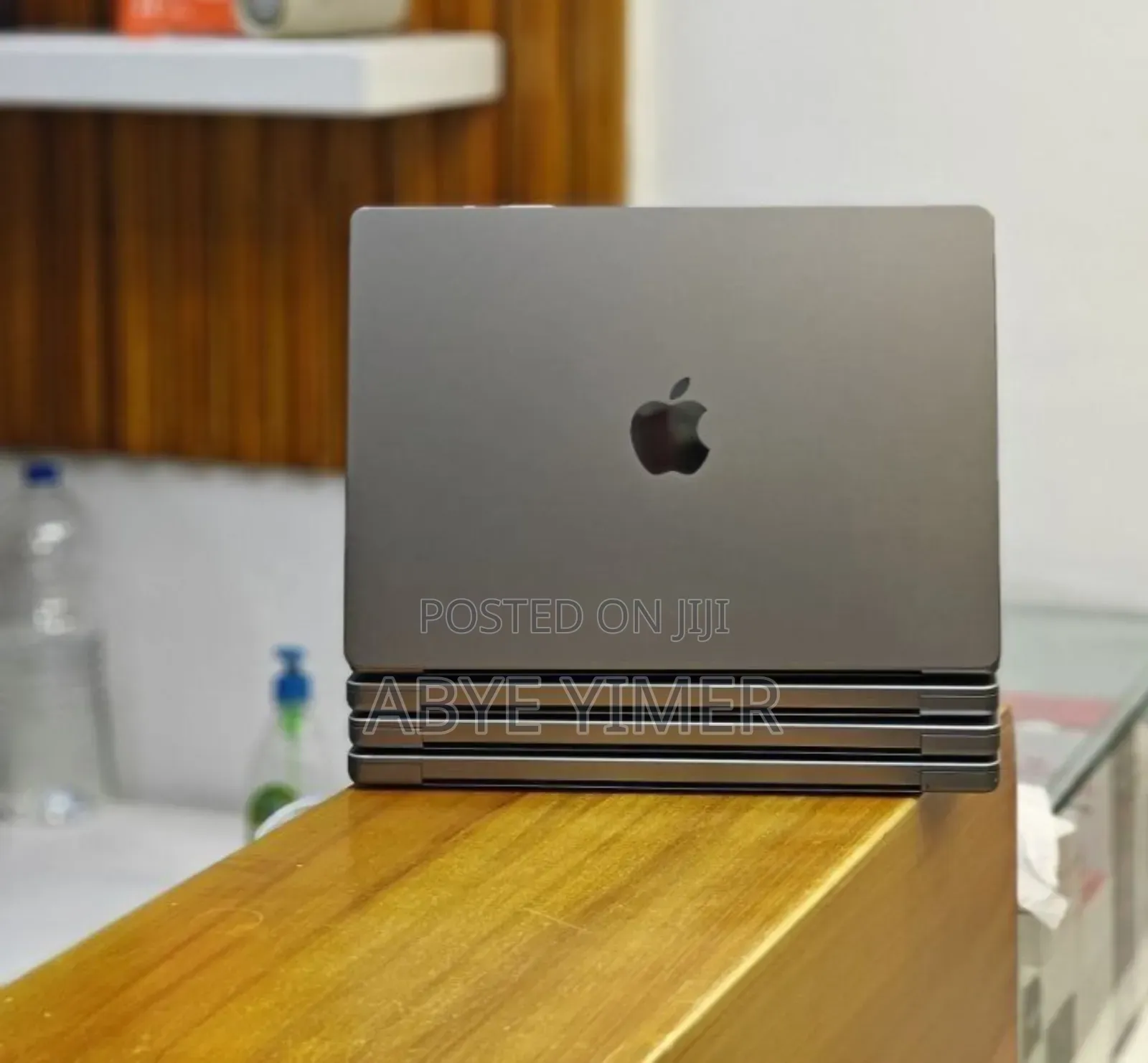 New Laptop Apple MacBook Pro M1 32GB Apple M1 Pro SSD 512GB